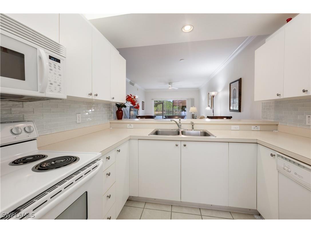 431 Valerie Way #103 Naples FL 34104 226012477 image7