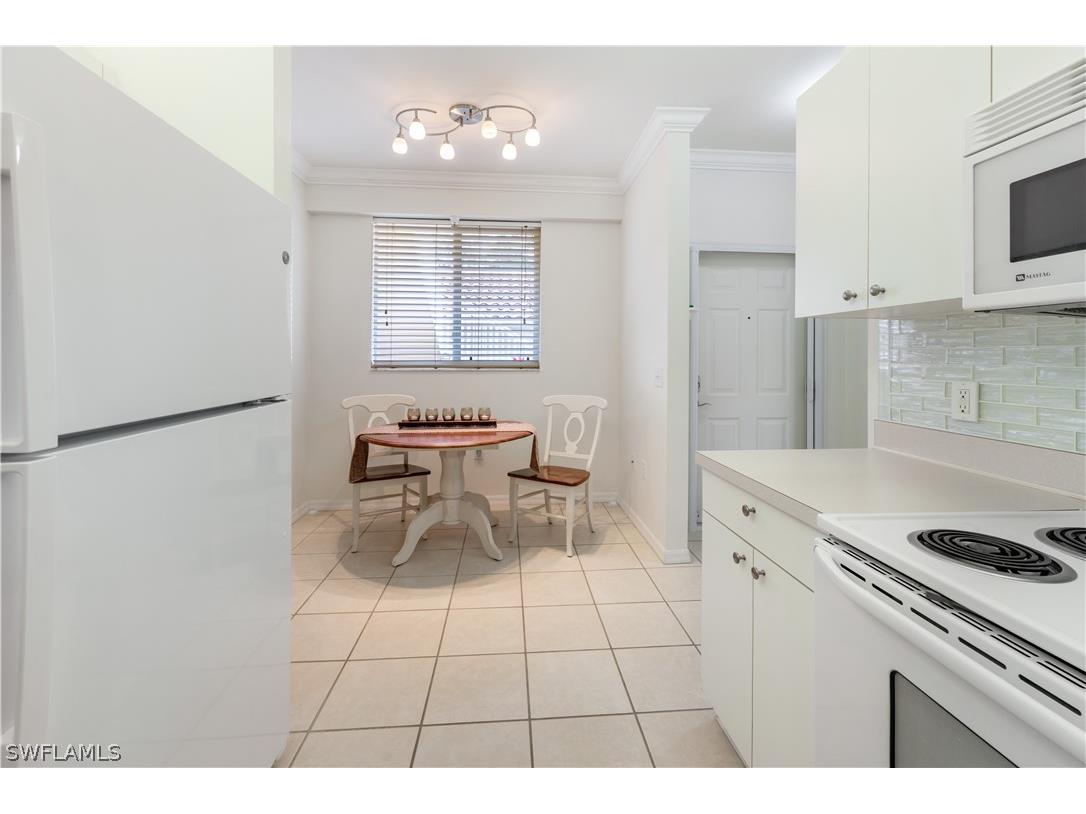 431 Valerie Way #103 Naples FL 34104 226012477 image8