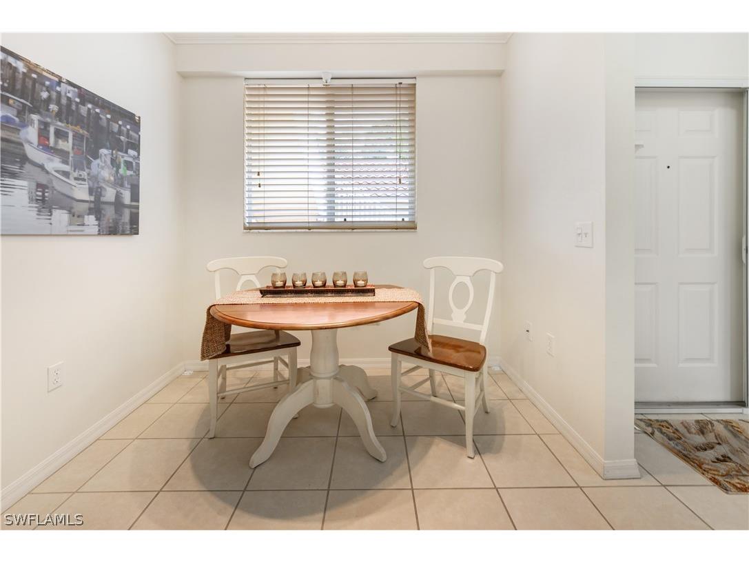 431 Valerie Way #103 Naples FL 34104 226012477 image9