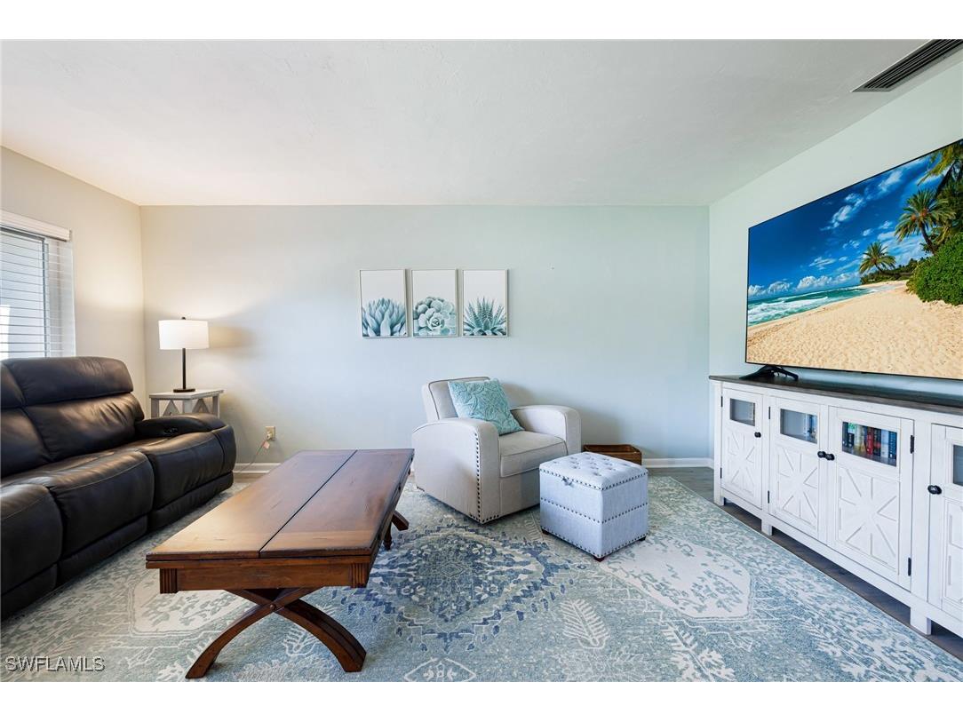 431 Van Buren Street #B6 Fort Myers FL 33916 225060008 image7