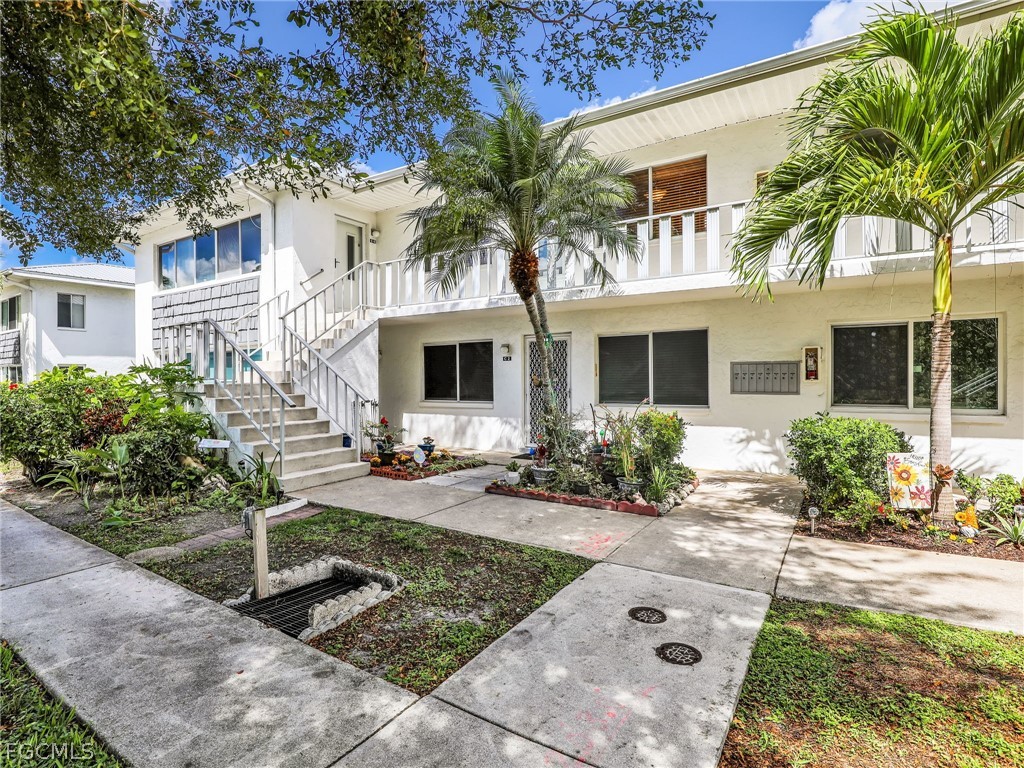 431 Van Buren Street #C6 Fort Myers FL 33916 2026011946 image1