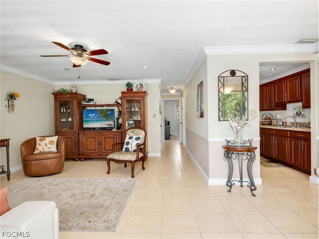 431 Van Buren Street #C6 Fort Myers FL 33916 2026011946 image2