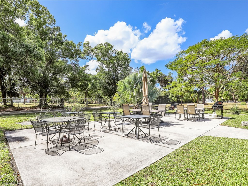 431 Van Buren Street #C6 Fort Myers FL 33916 2026011946 image22