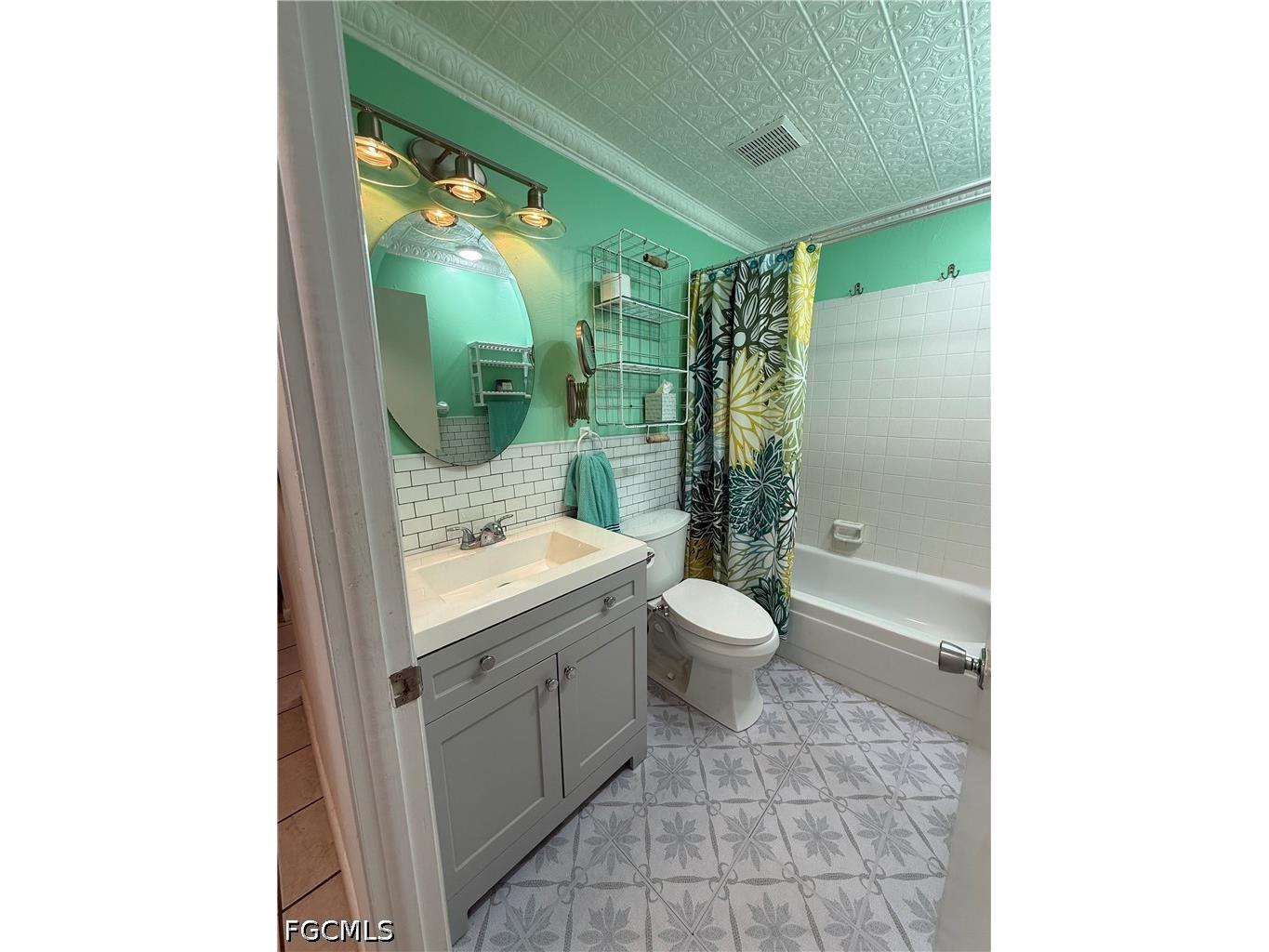431 Van Buren Street #C7 Fort Myers FL 33916 2026024190 image15