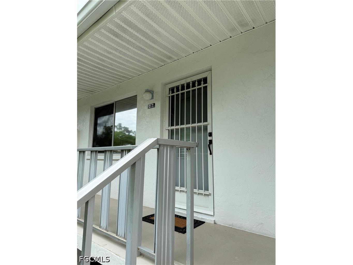 431 Van Buren Street #C7 Fort Myers FL 33916 2026024190 image4