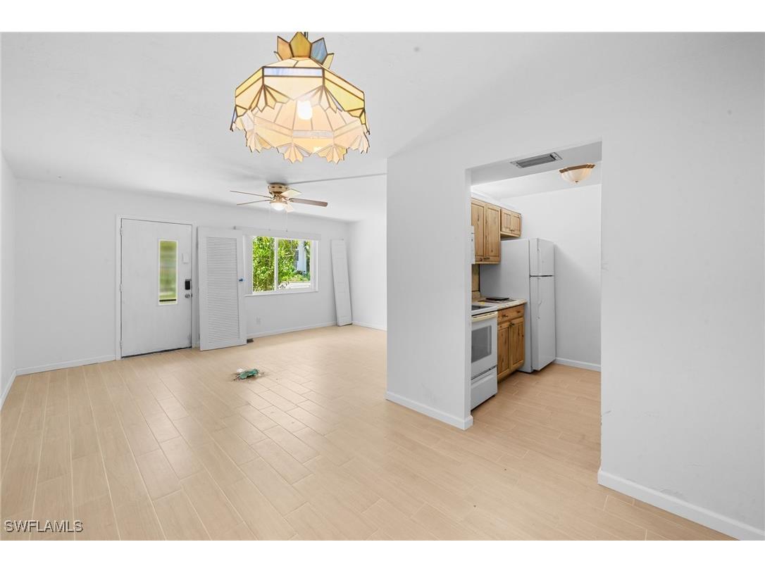 431 Van Buren Street #D3 Fort Myers FL 33916 225055108 image16