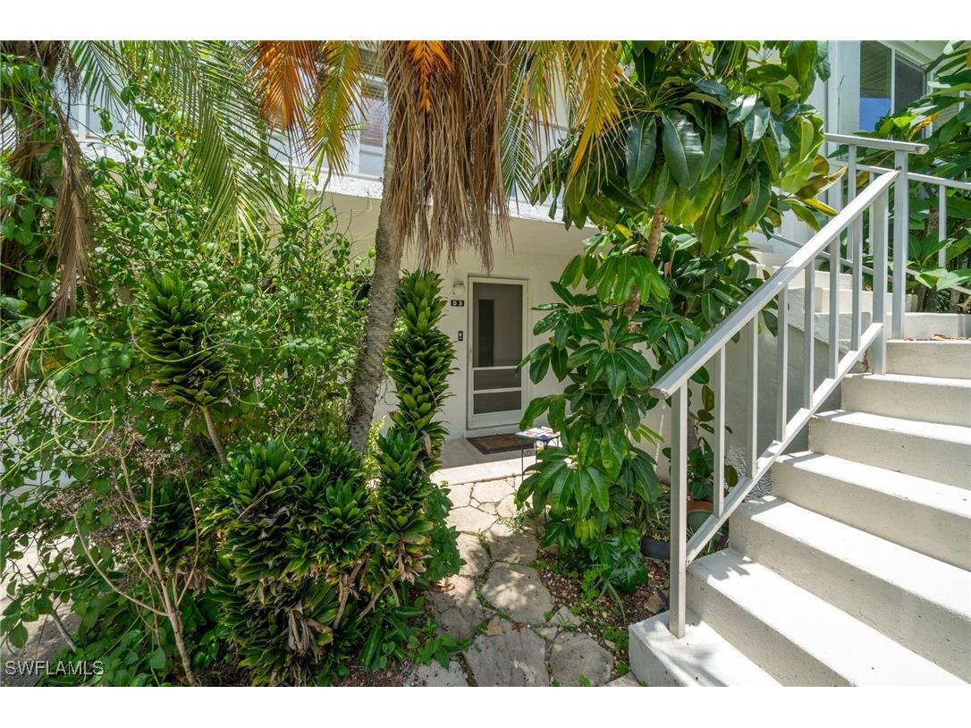 431 Van Buren Street #D3 Fort Myers FL 33916 225055108 image5