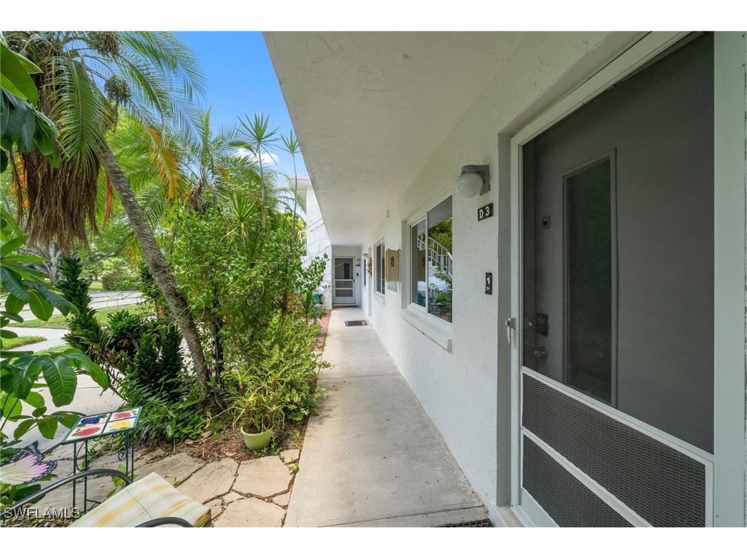 431 Van Buren Street #D3 Fort Myers FL 33916 225055108 image7