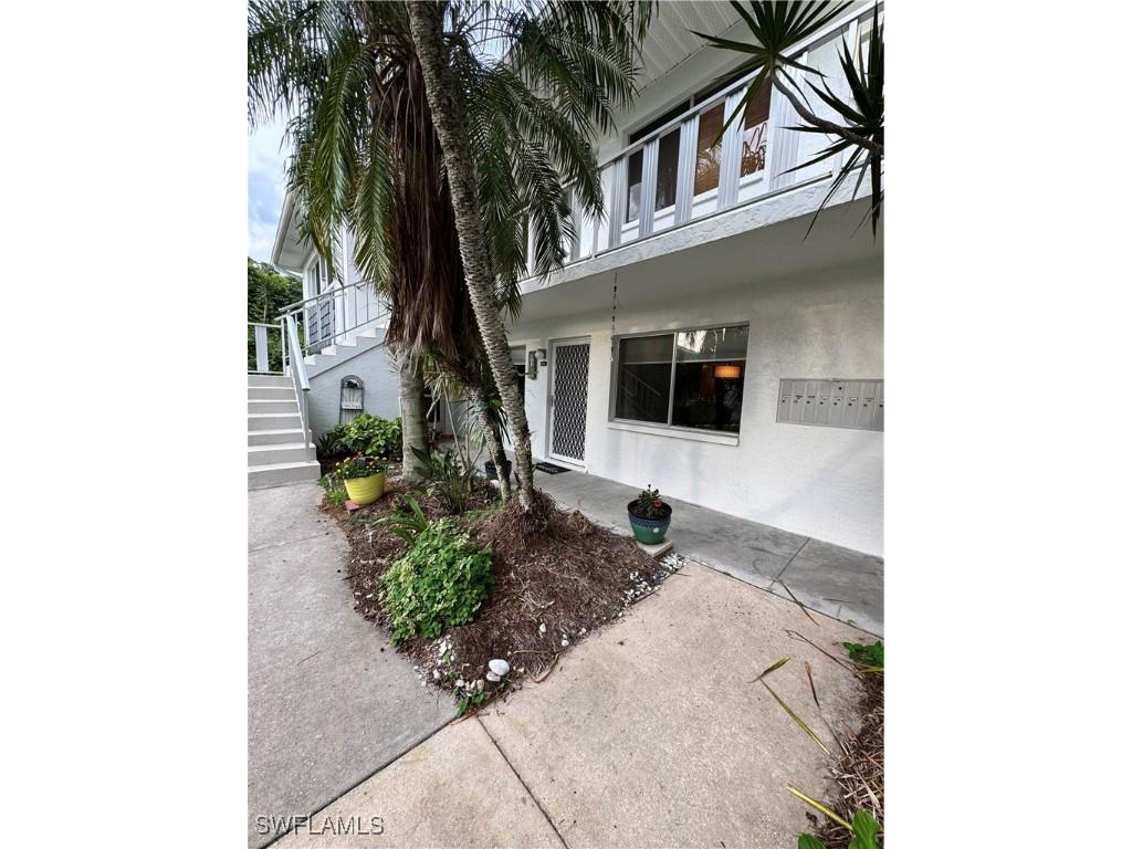 431 Van Buren Street #E2 Fort Myers FL 33916 225062989 image2