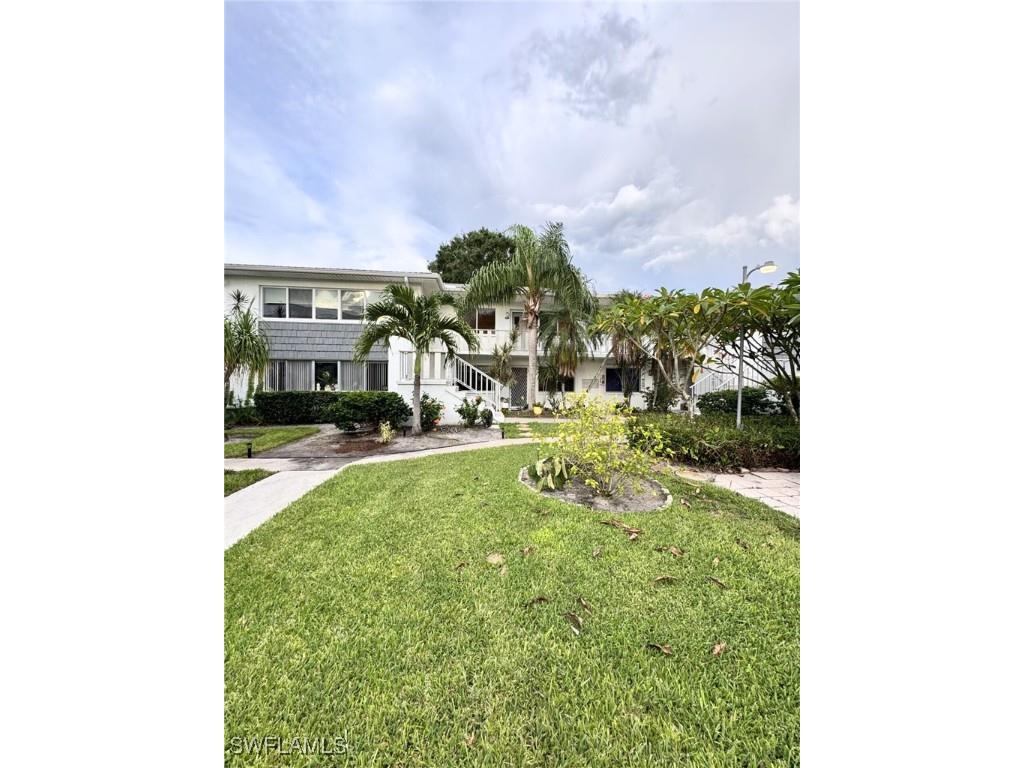 431 Van Buren Street #E2 Fort Myers FL 33916 225062989 image3
