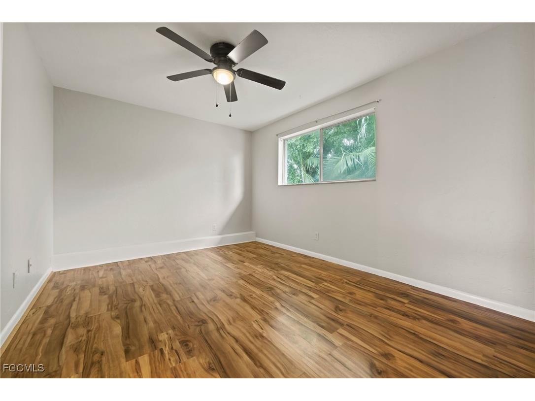 431 Van Buren Street #E7 Fort Myers FL 33916 2025006501 image16