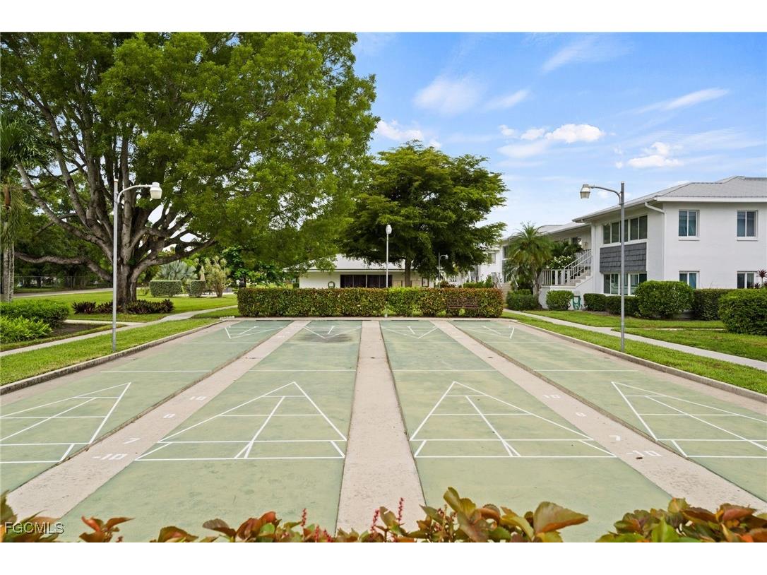 431 Van Buren Street #E7 Fort Myers FL 33916 2025006501 image21