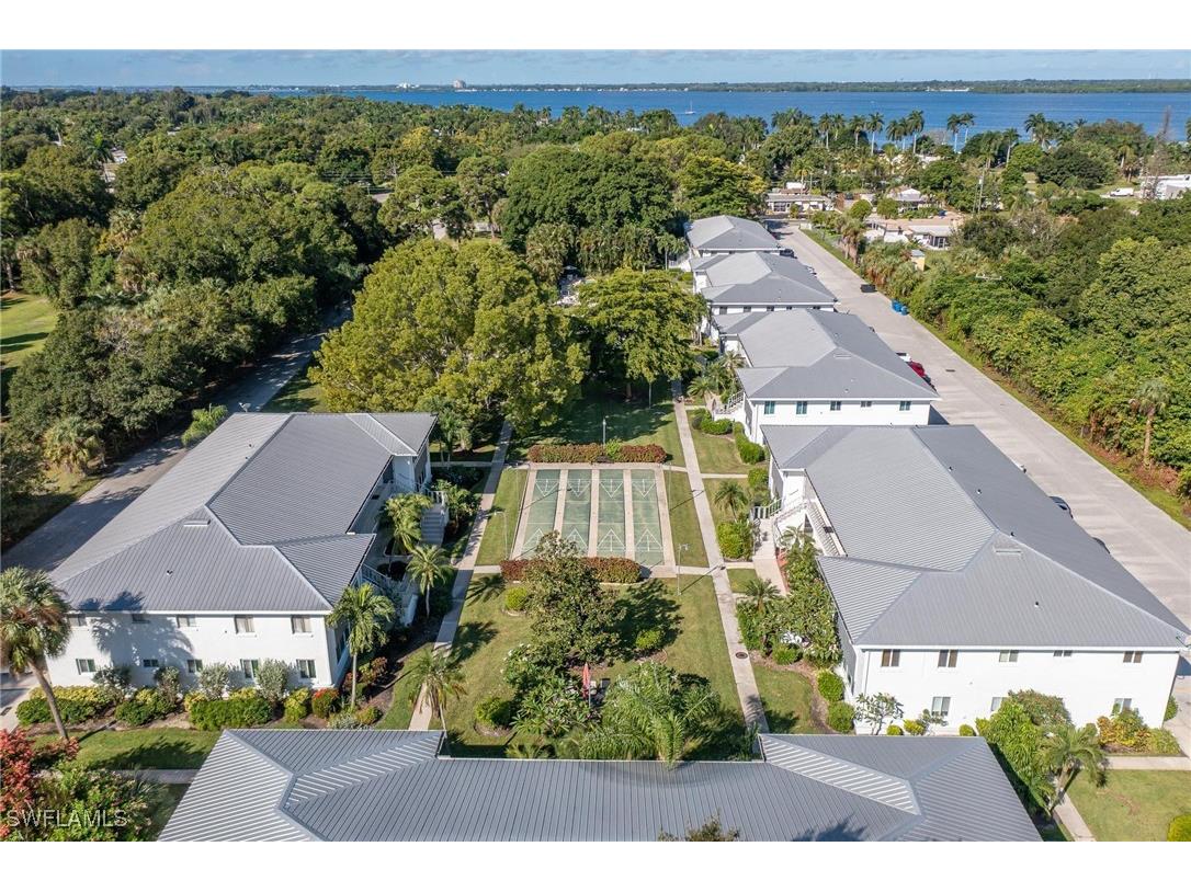 431 Van Buren Street #F6 Fort Myers FL 33916 225006350 image1