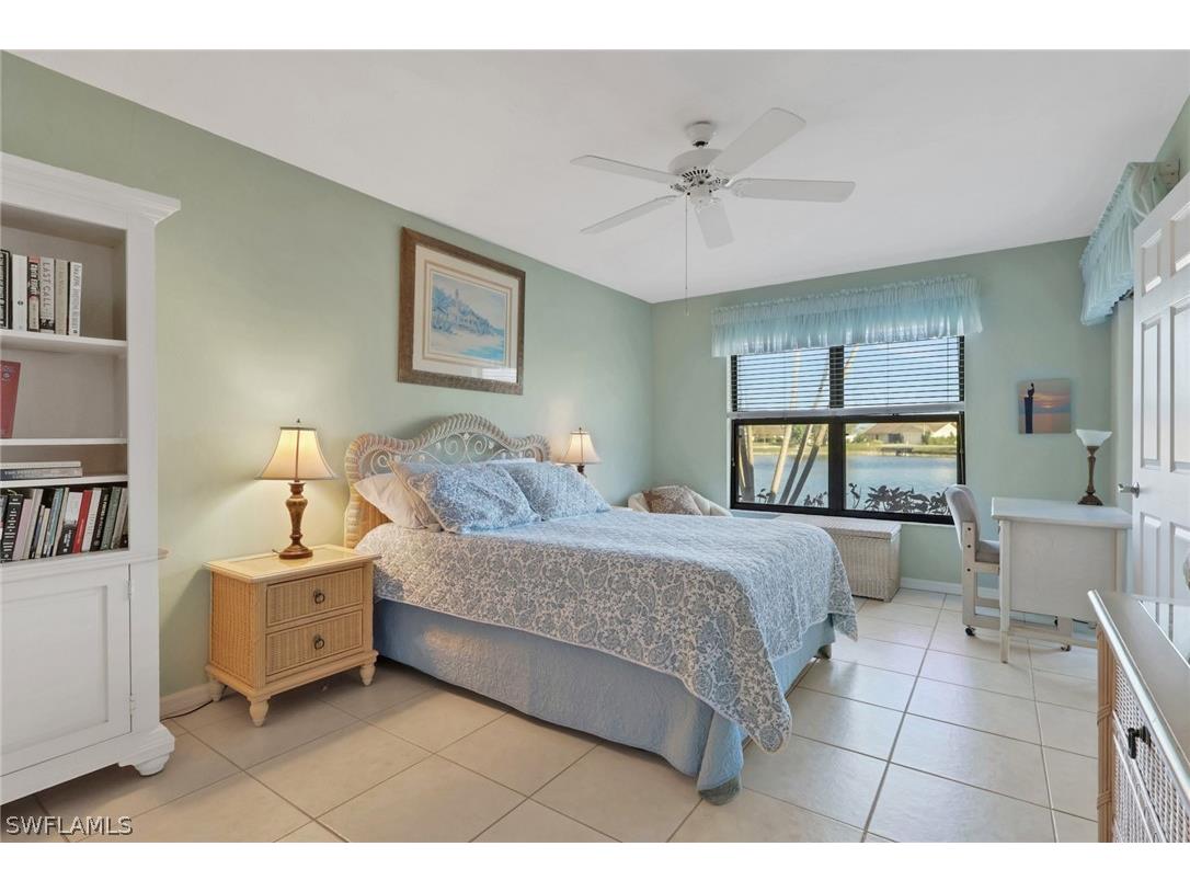 4310 Chantelle Drive #E102 Naples FL 34112 226009743 image12