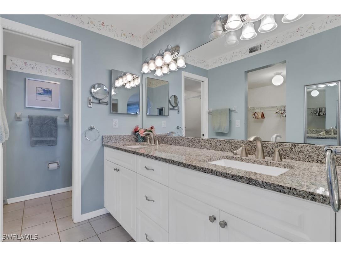 4310 Chantelle Drive #E102 Naples FL 34112 226009743 image15