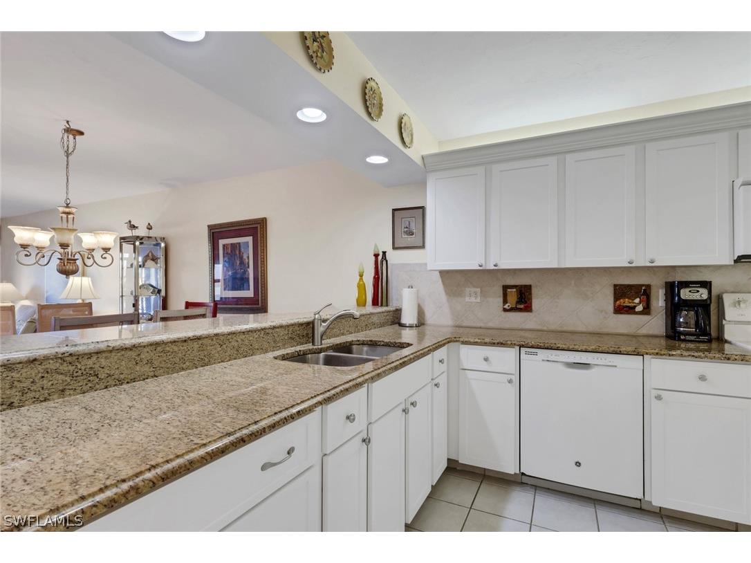 4310 Chantelle Drive #E102 Naples FL 34112 226009743 image6