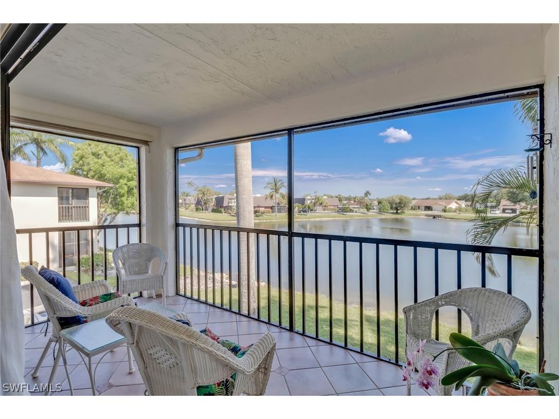 4310 Chantelle Drive #E201 Naples FL 34112 224037001 image1