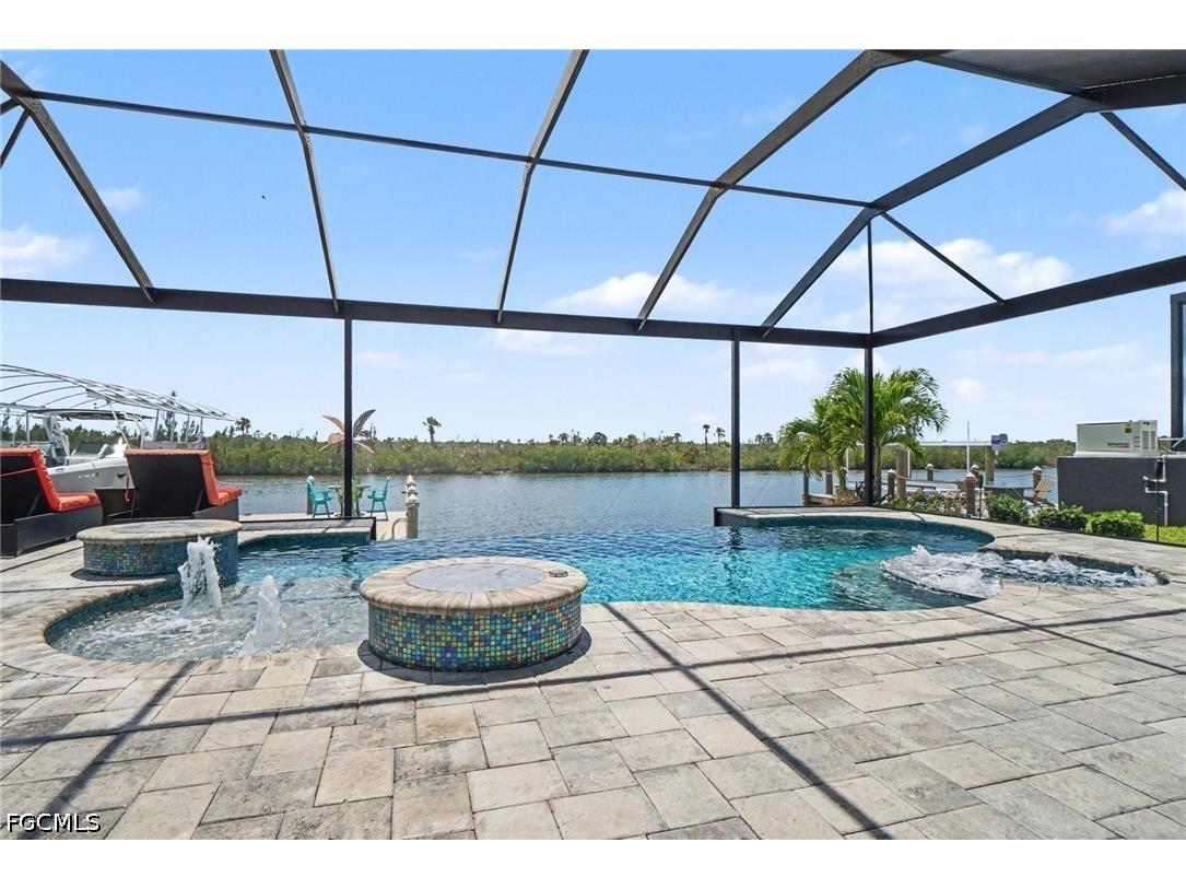 4310 Gulfstream Parkway Cape Coral FL 33993 2026013950 image2