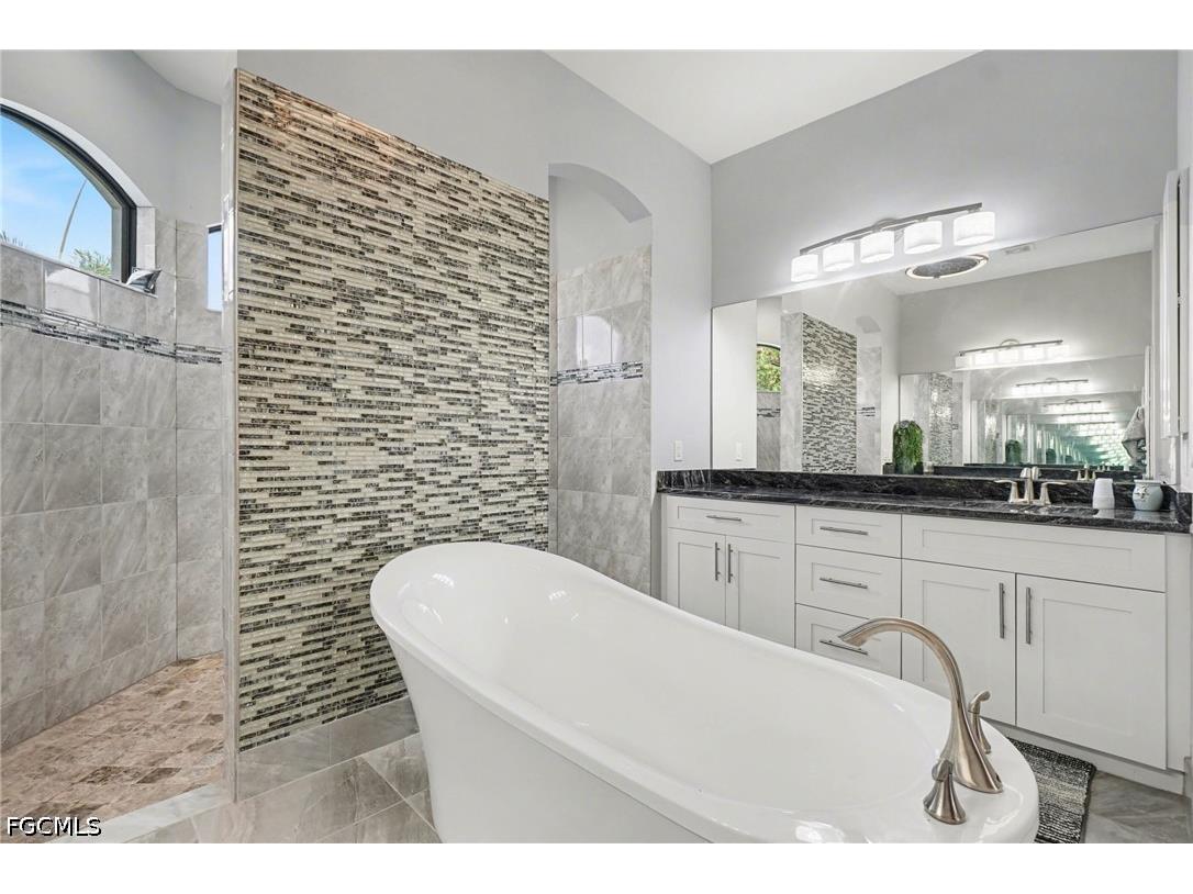4310 Gulfstream Parkway Cape Coral FL 33993 2026013950 image26