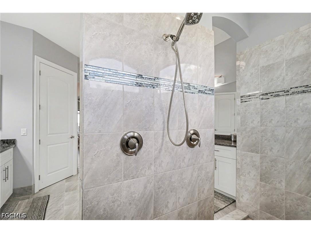 4310 Gulfstream Parkway Cape Coral FL 33993 2026013950 image27