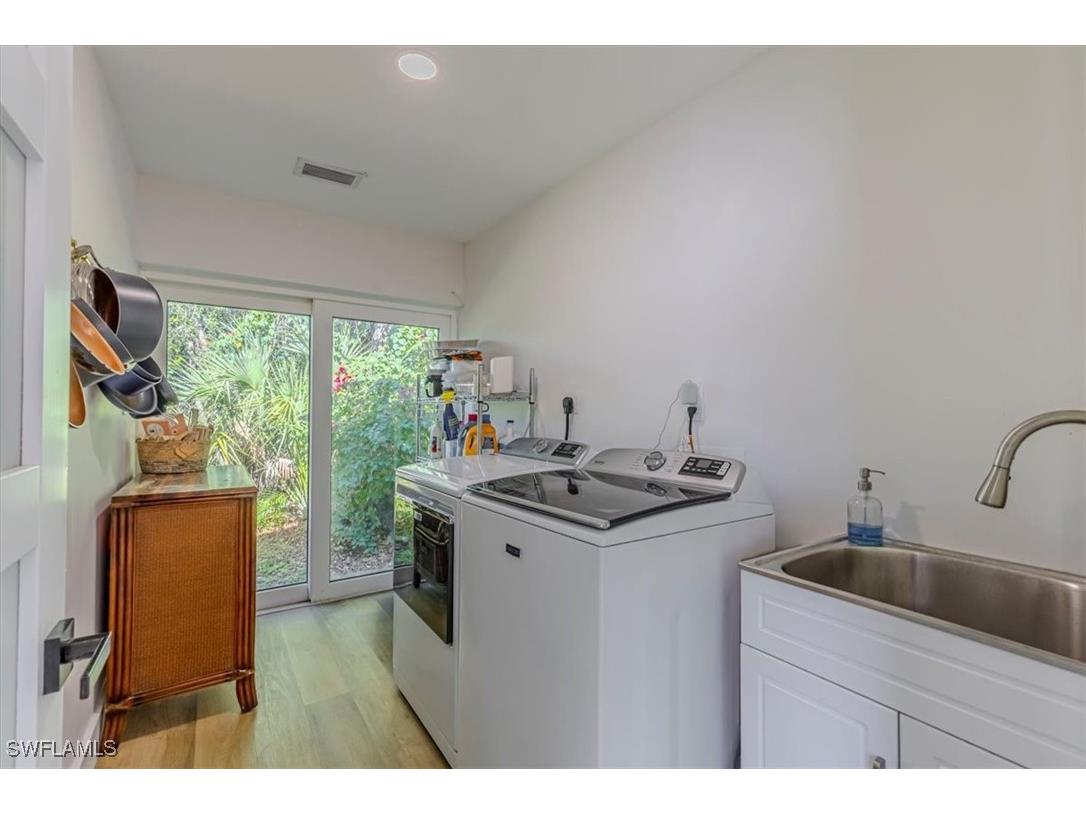 4310 Mcgregor Boulevard Fort Myers FL 33901 225084328 image21