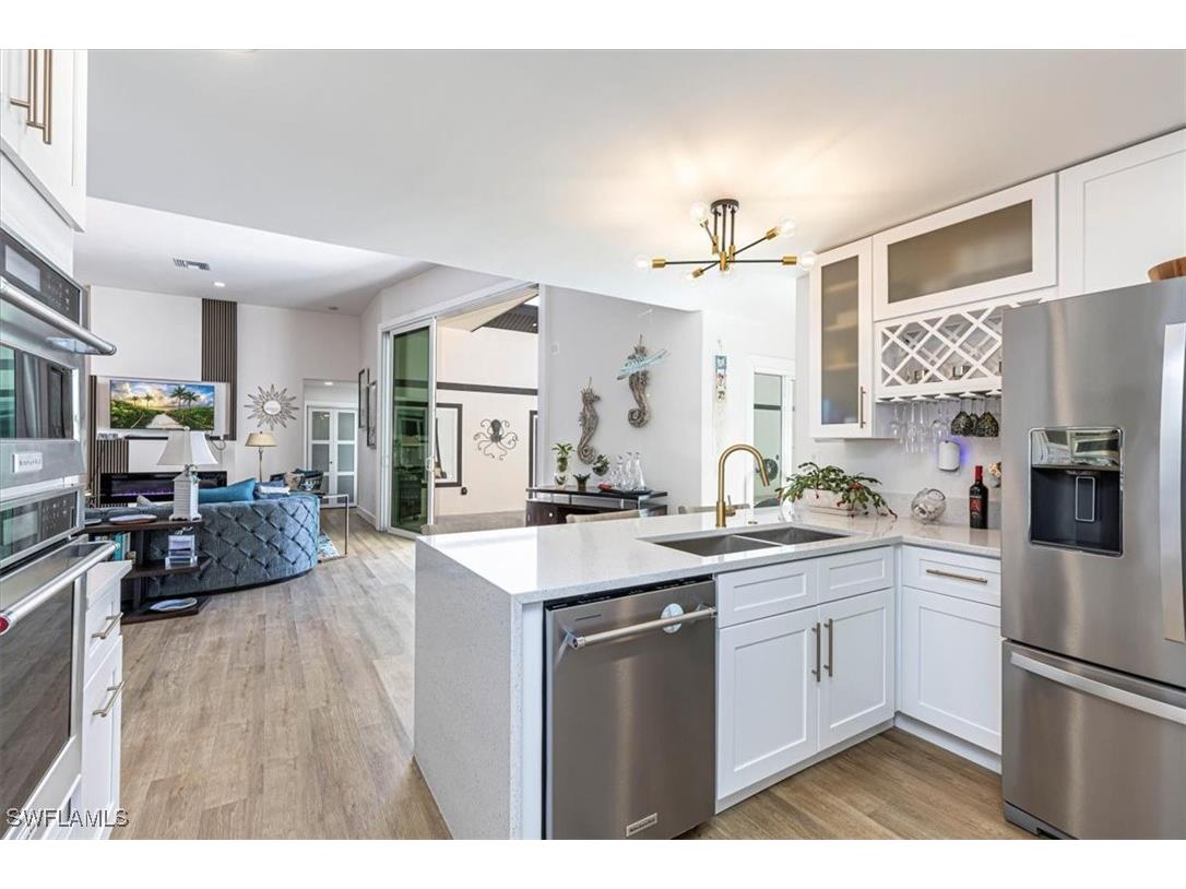 4310 Mcgregor Boulevard Fort Myers FL 33901 225084328 image6