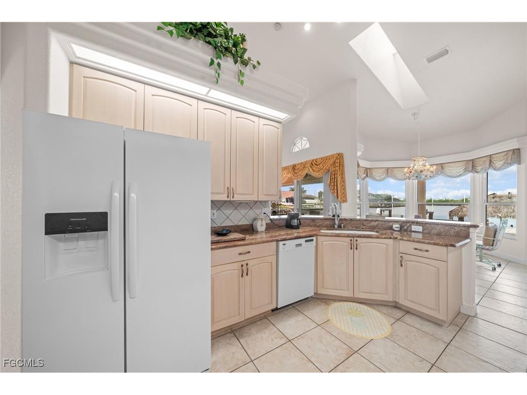 4310 Sands Boulevard Cape Coral FL 33914 2025010813 image11