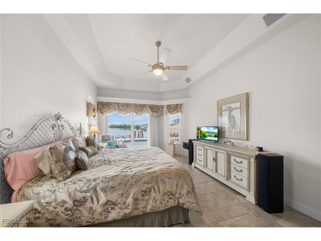 4310 Sands Boulevard Cape Coral FL 33914 2025010813 image19