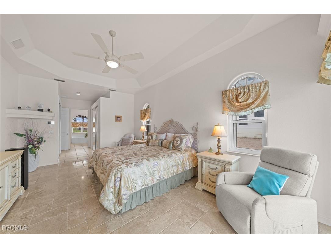 4310 Sands Boulevard Cape Coral FL 33914 2025010813 image20