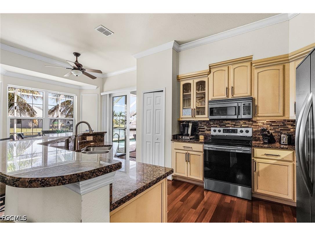 4311 SW 25th Place Cape Coral FL 33914 2026018044 image15