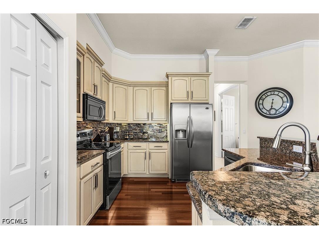 4311 SW 25th Place Cape Coral FL 33914 2026018044 image16