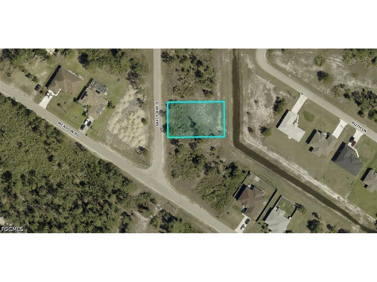 4311 Sally Avenue S Lehigh Acres FL 33976 2026014335 image1