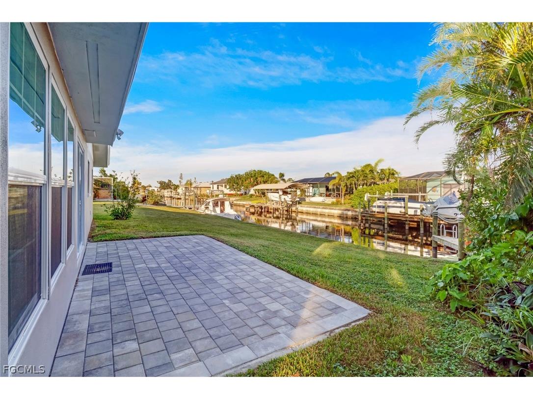 4312 S Bay Circle North Fort Myers FL 33903 2026010280 image16