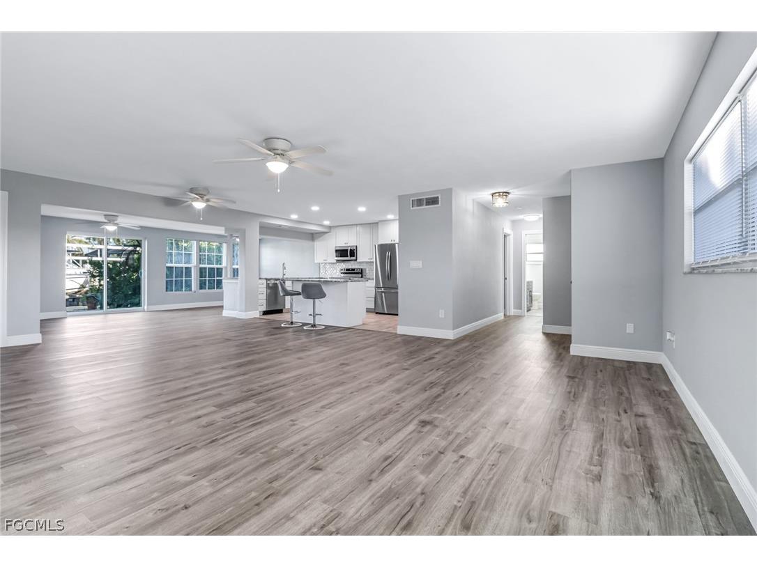 4312 S Bay Circle North Fort Myers FL 33903 2026010280 image5