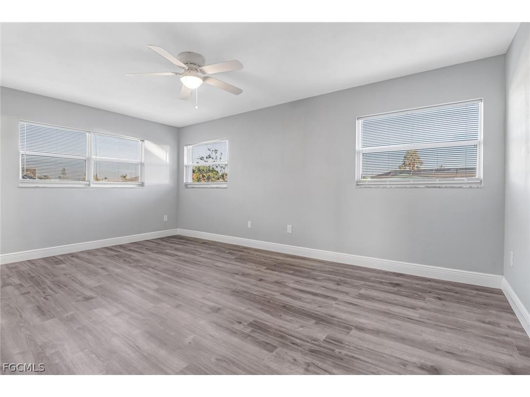 4312 S Bay Circle North Fort Myers FL 33903 2026010289 image10