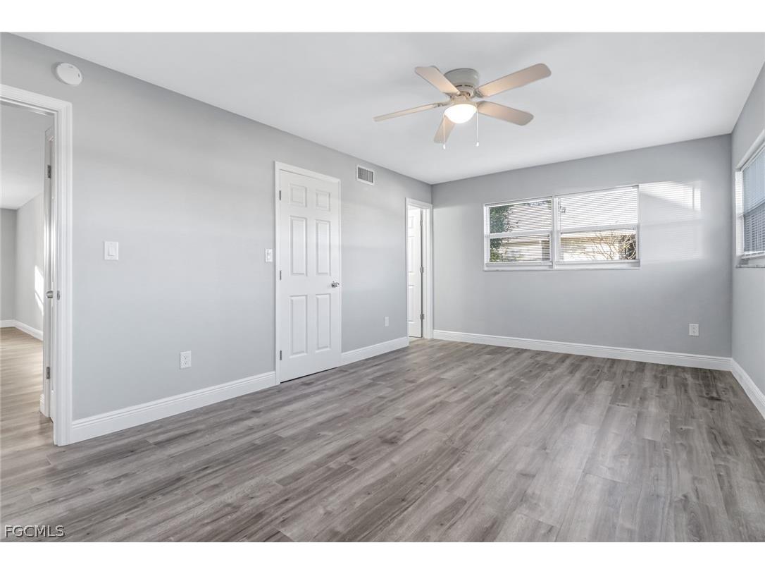 4312 S Bay Circle North Fort Myers FL 33903 2026010289 image11