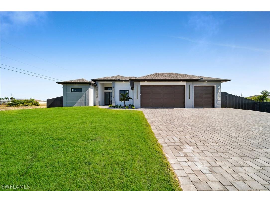 4313 Jacaranda Parkway W Cape Coral FL 33993 224040421 image1