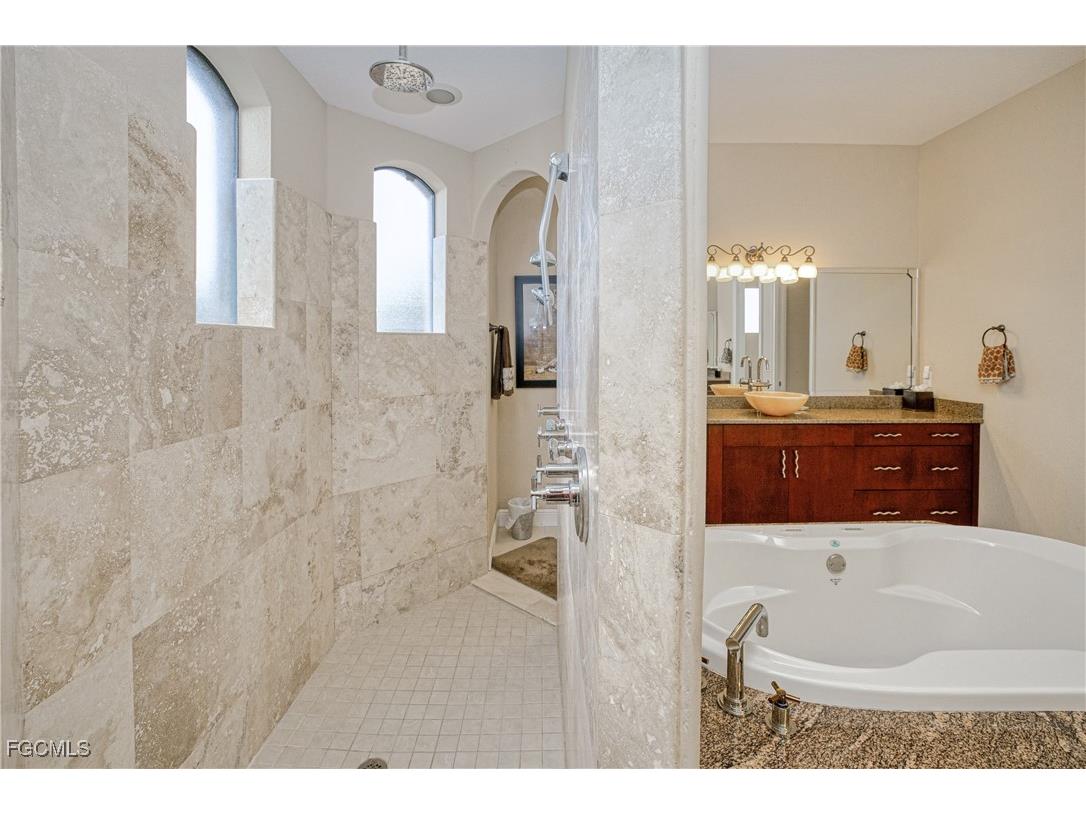 4313 NW 21st Street Cape Coral FL 33993 2025017191 image26