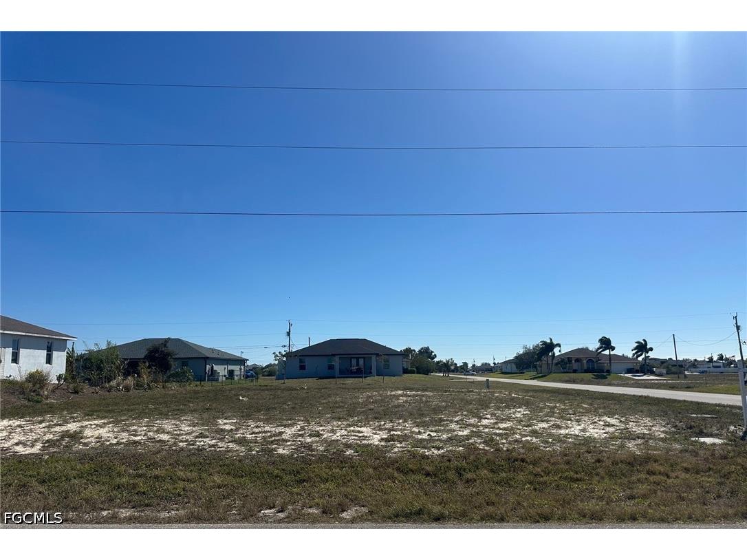 4314 NW 32nd Lane Cape Coral FL 33993 2026015844 image2