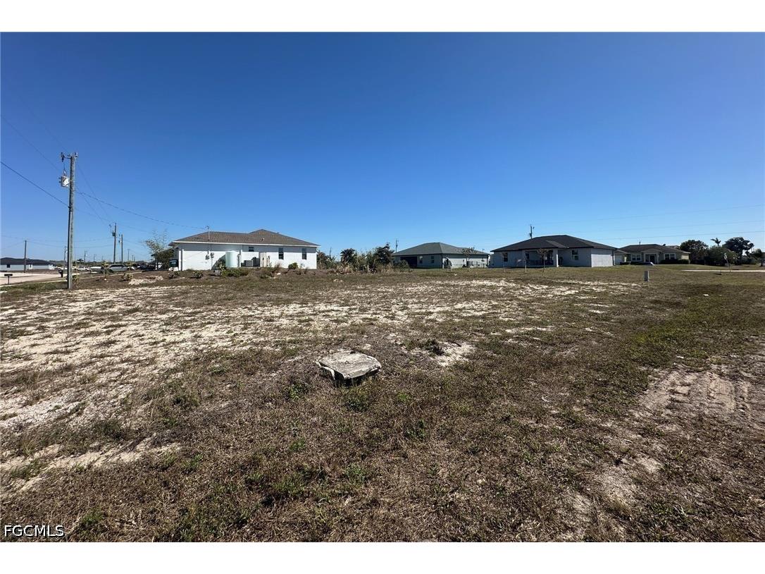 4314 NW 32nd Lane Cape Coral FL 33993 2026015844 image4