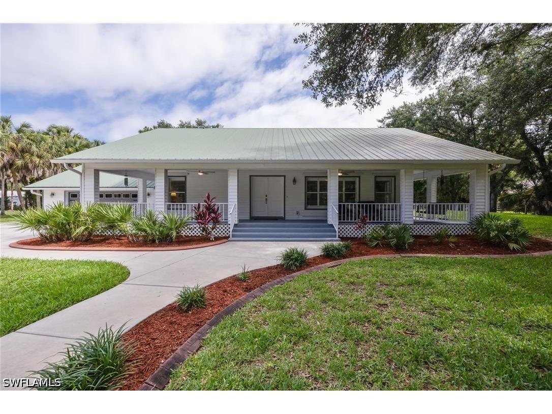 4315 13th Avenue SW Naples FL 34116 226021878 image1