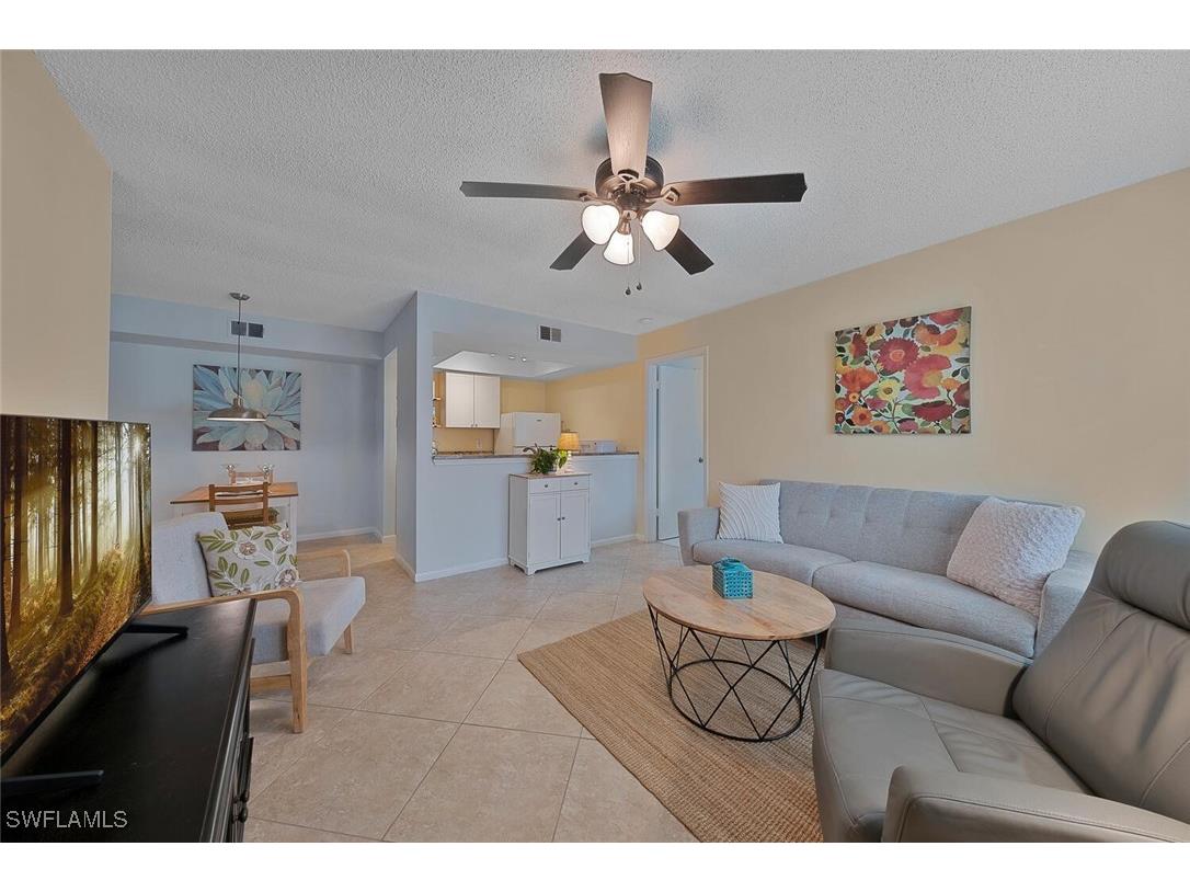 4315 27th Court SW #201 Naples FL 34116 224067817 image1