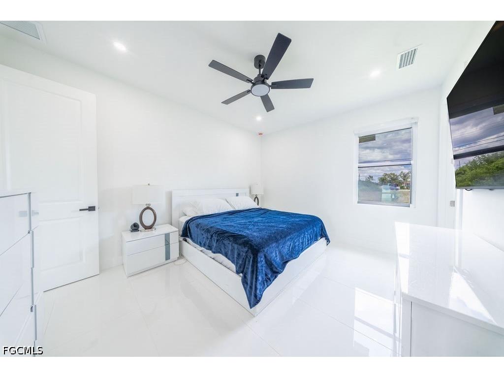 4315 6th Street SW Lehigh Acres FL 33976 2026024680 image13