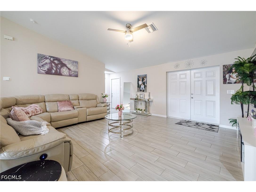 4315 7th Street W Lehigh Acres FL 33971 2026020437 image4