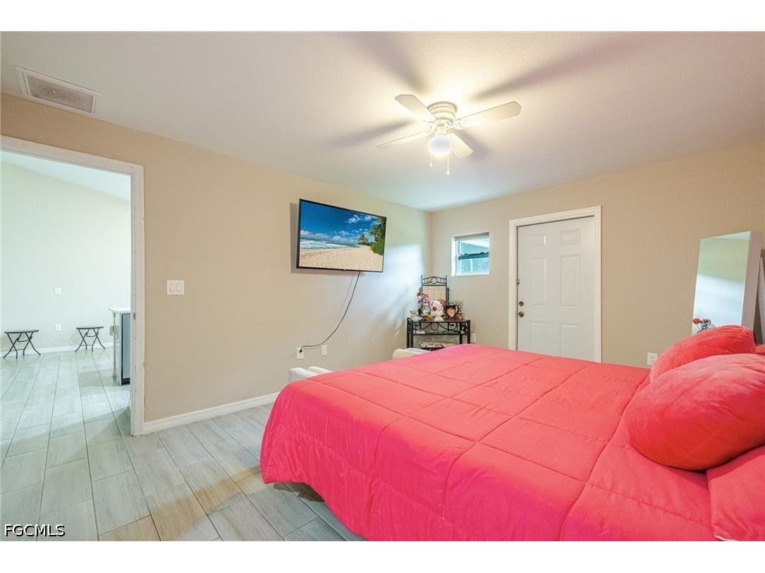 4315 7th Street W Lehigh Acres FL 33971 2026020437 image8