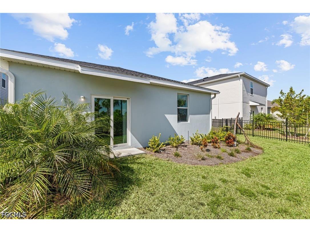 43153 Wild Indigo Road #ALDERWOOD Babcock Ranch FL 33982 2026016160 image10