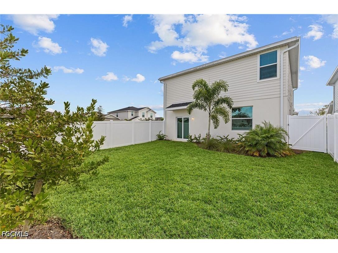 43153 Wild Indigo Road #BUTTONWOOD Babcock Ranch FL 33982 2026016162 image11