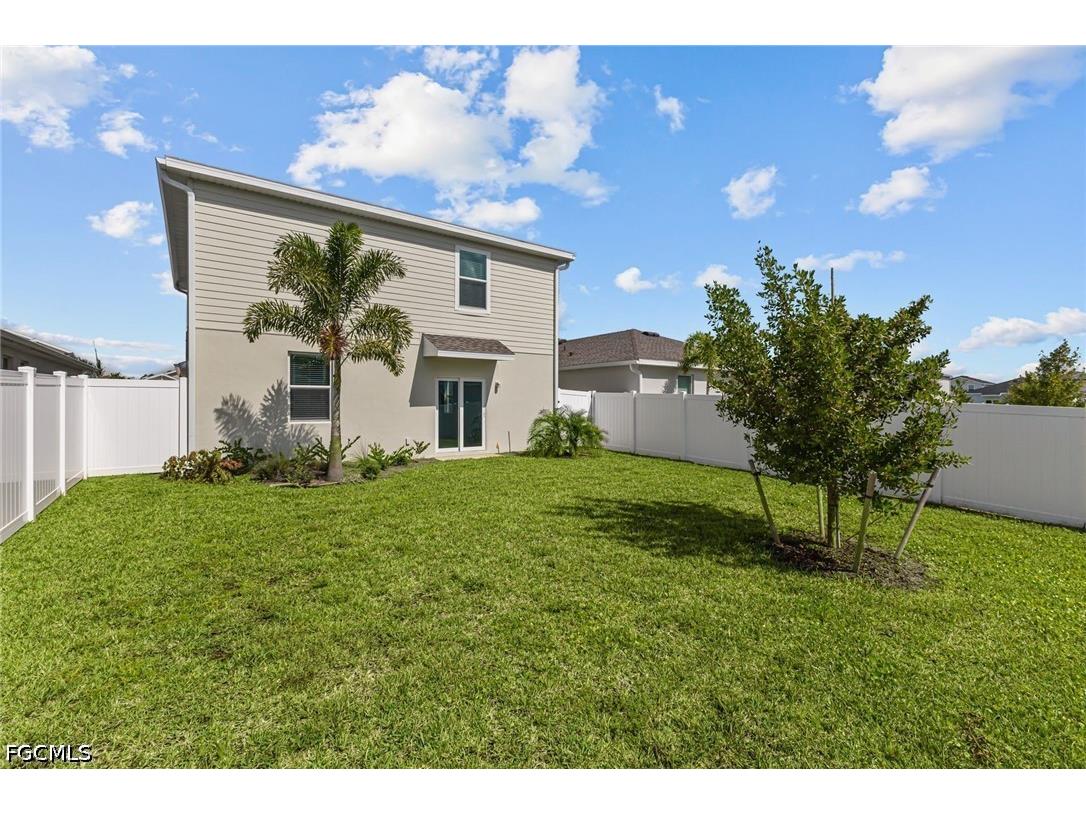 43153 Wild Indigo Road #DOGWOOD Babcock Ranch FL 33982 2026016166 image16