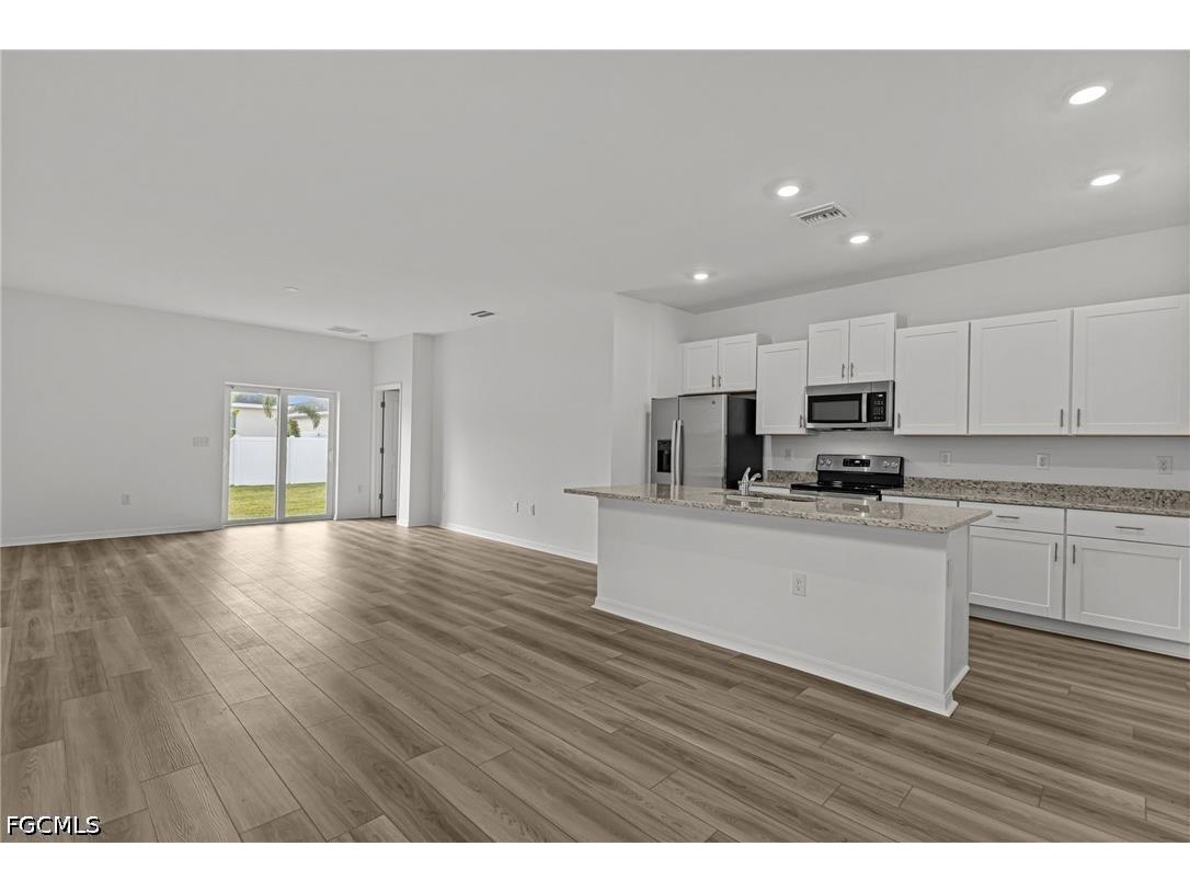 43153 Wild Indigo Road #DOGWOOD Babcock Ranch FL 33982 2026016166 image3