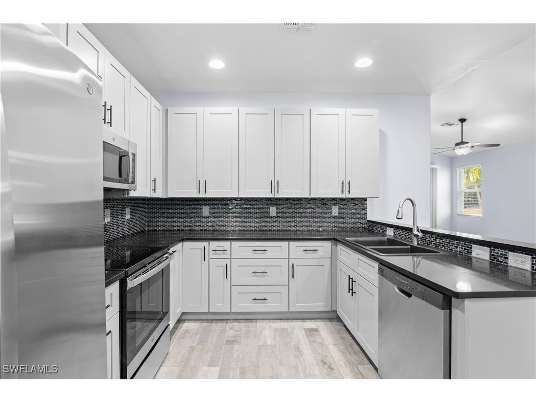 4316 Avian Avenue Fort Myers FL 33916 225080271 image2